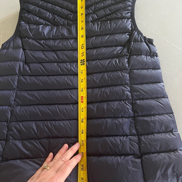 Down vest - Picture 7 of 8